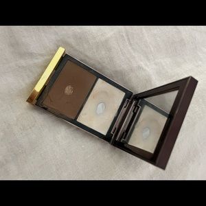 Tom Ford shade and illuminate duo